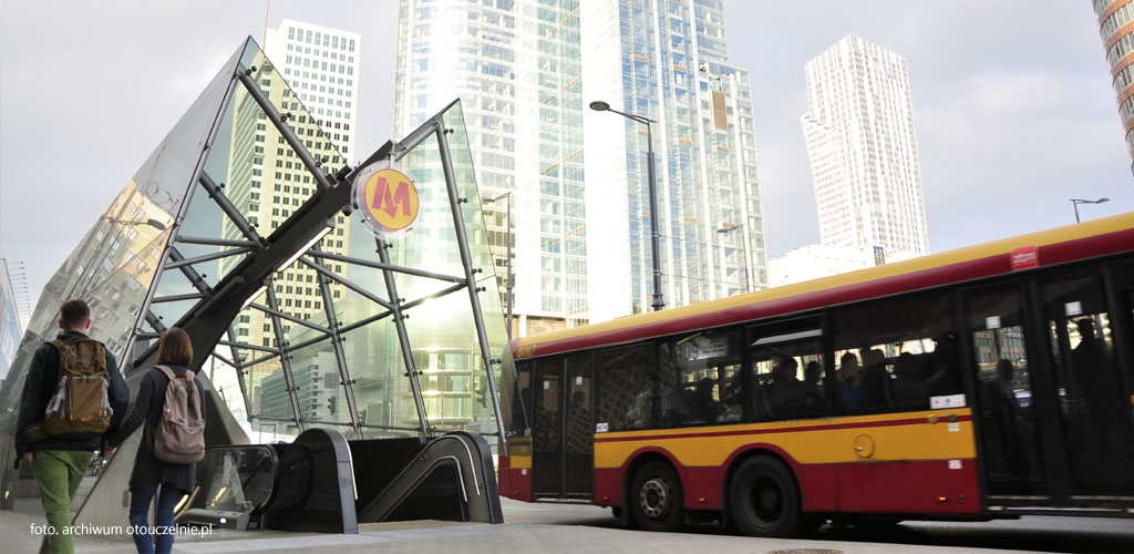 komunikacja uczelnie w warszawie